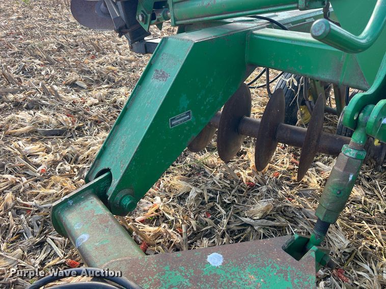 image for item LD9792 John Deere 630  tandem disk