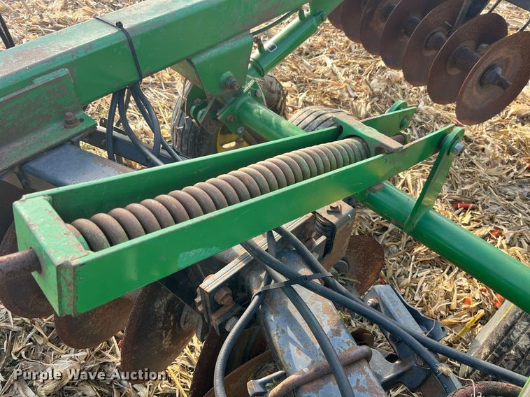 image for item LD9792 John Deere 630  tandem disk