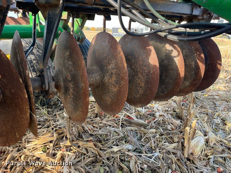 image for item LD9792 John Deere 630  tandem disk