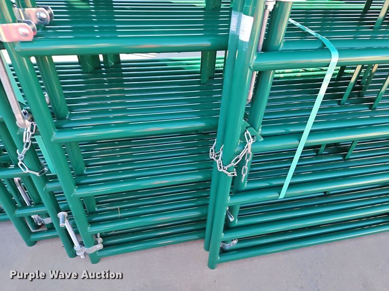 image for item LM9201 (15) B&W livestock gates