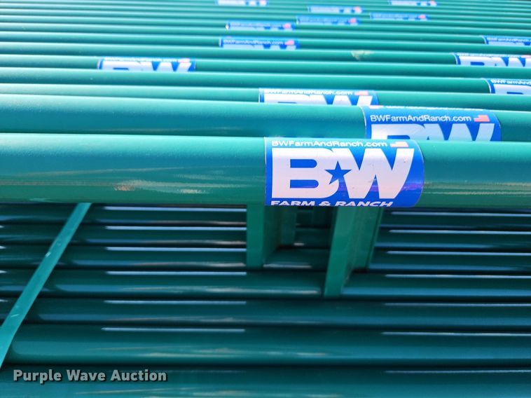 image for item LM9201 (15) B&W livestock gates