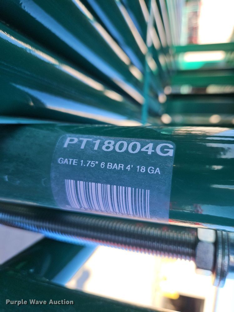 image for item LM9201 (15) B&W livestock gates