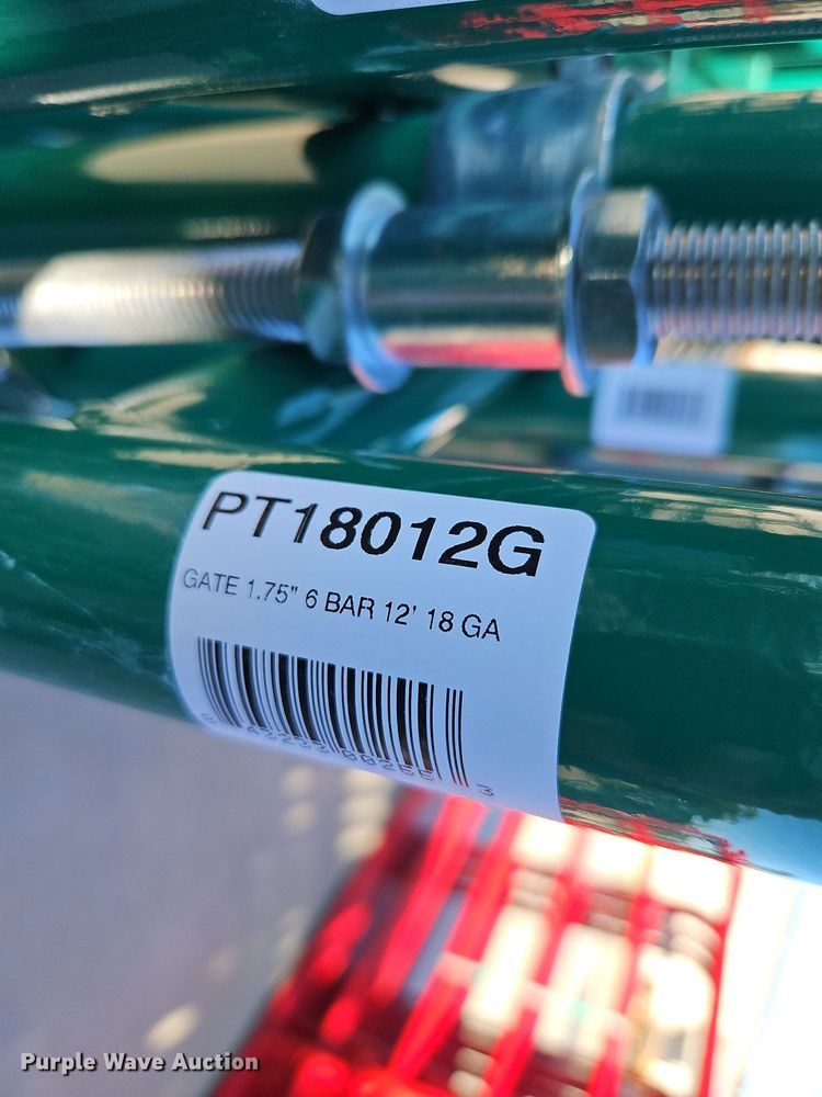 image for item LM9201 (15) B&W livestock gates