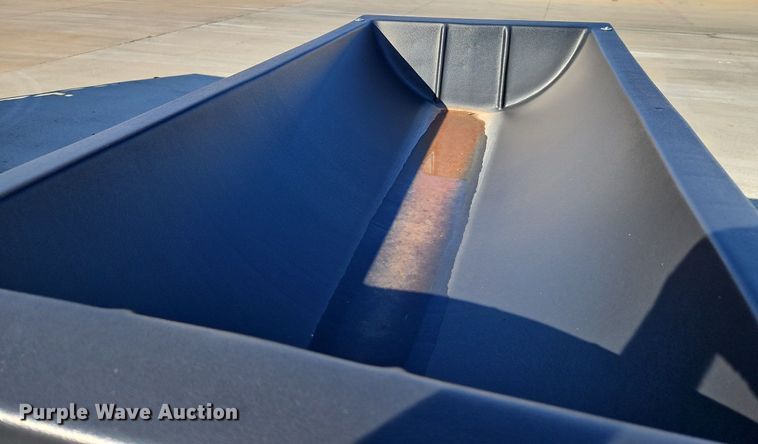 image for item LM9206 (5) B&W bunk feeders