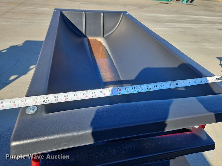 image for item LM9206 (5) B&W bunk feeders