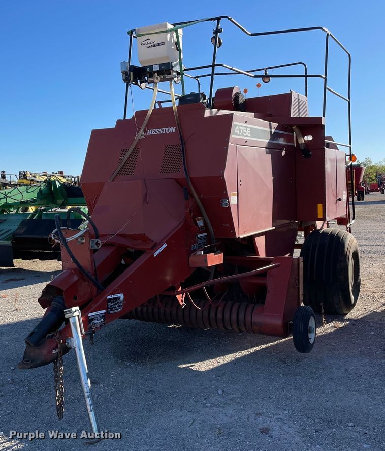 image for item LV9122 1998 Hesston 4755  large square baler