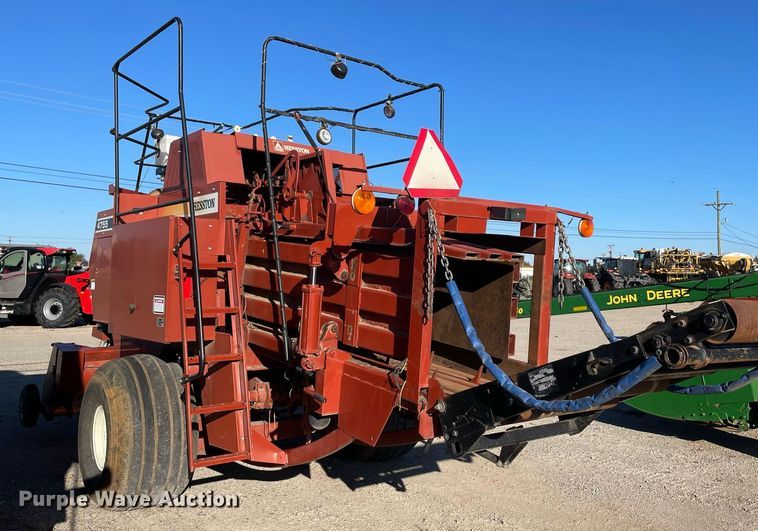 image for item LV9122 1998 Hesston 4755  large square baler