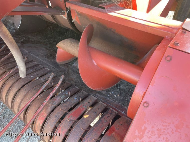 image for item LV9122 1998 Hesston 4755  large square baler