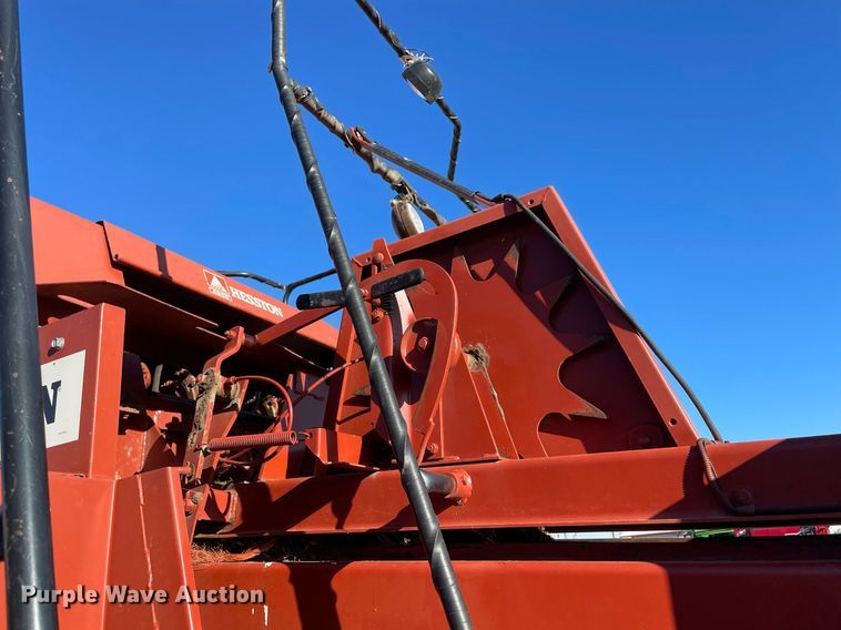 image for item LV9122 1998 Hesston 4755  large square baler
