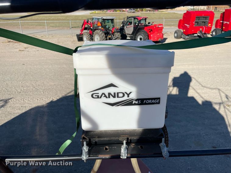 image for item LV9122 1998 Hesston 4755  large square baler