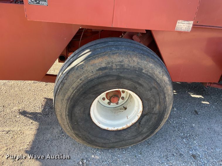 image for item LV9122 1998 Hesston 4755  large square baler
