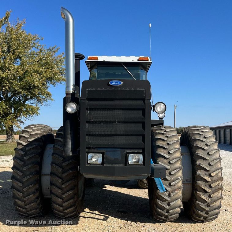 image for item MG9510 Ford 876 90 Versatile  4WD tractor