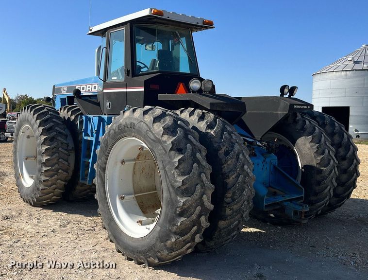 image for item MG9510 Ford 876 90 Versatile  4WD tractor