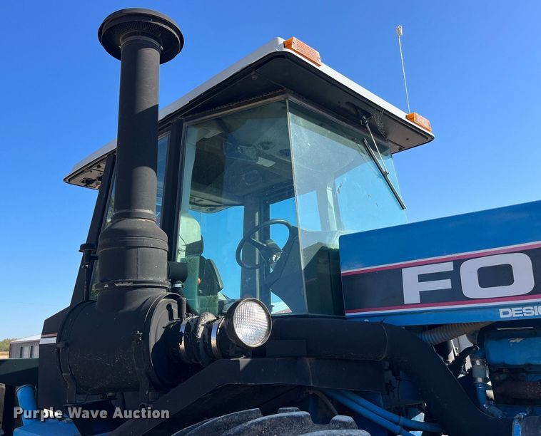 image for item MG9510 Ford 876 90 Versatile  4WD tractor