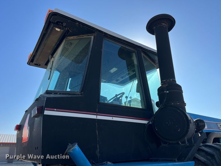 image for item MG9510 Ford 876 90 Versatile  4WD tractor