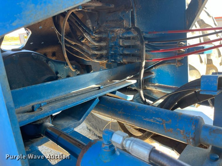 image for item MG9510 Ford 876 90 Versatile  4WD tractor