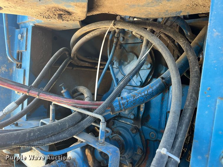 image for item MG9510 Ford 876 90 Versatile  4WD tractor