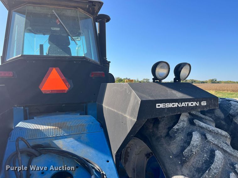 image for item MG9510 Ford 876 90 Versatile  4WD tractor