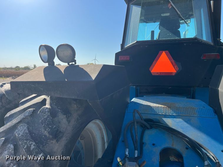 image for item MG9510 Ford 876 90 Versatile  4WD tractor