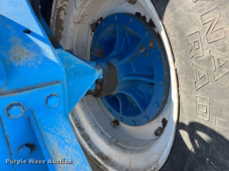 image for item MG9510 Ford 876 90 Versatile  4WD tractor