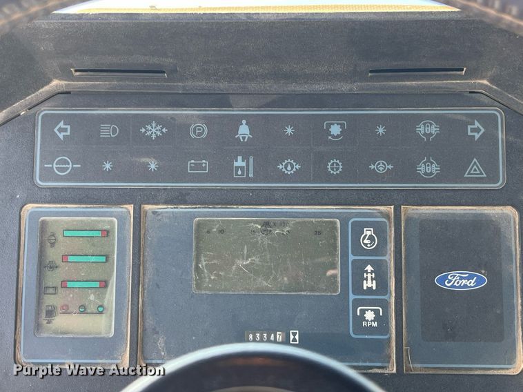 image for item MG9510 Ford 876 90 Versatile  4WD tractor