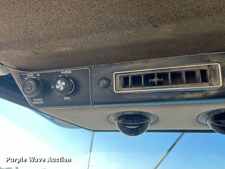 image for item MG9510 Ford 876 90 Versatile  4WD tractor