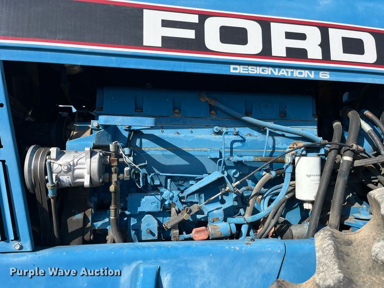 image for item MG9510 Ford 876 90 Versatile  4WD tractor