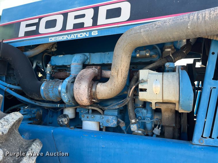 image for item MG9510 Ford 876 90 Versatile  4WD tractor