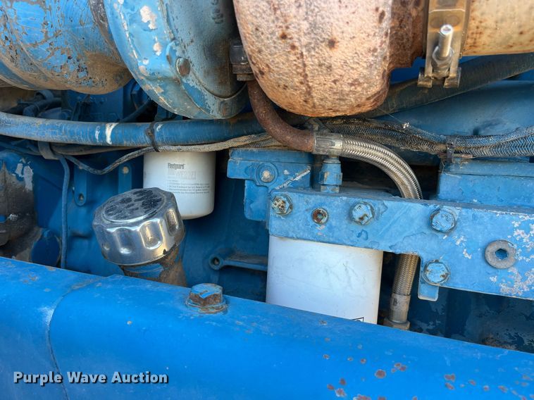 image for item MG9510 Ford 876 90 Versatile  4WD tractor