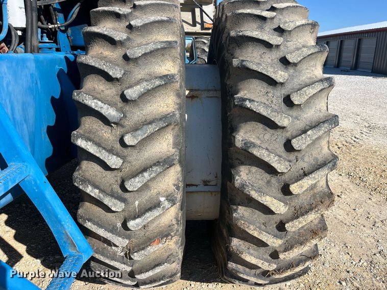 image for item MG9510 Ford 876 90 Versatile  4WD tractor