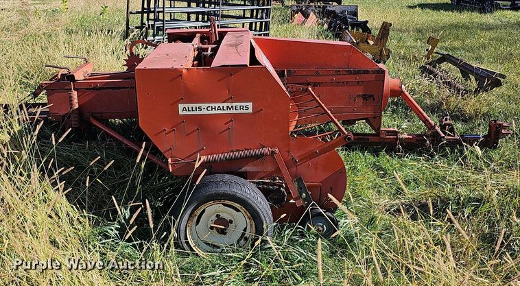 image for item MH9409 Allis Chalmers  small square baler