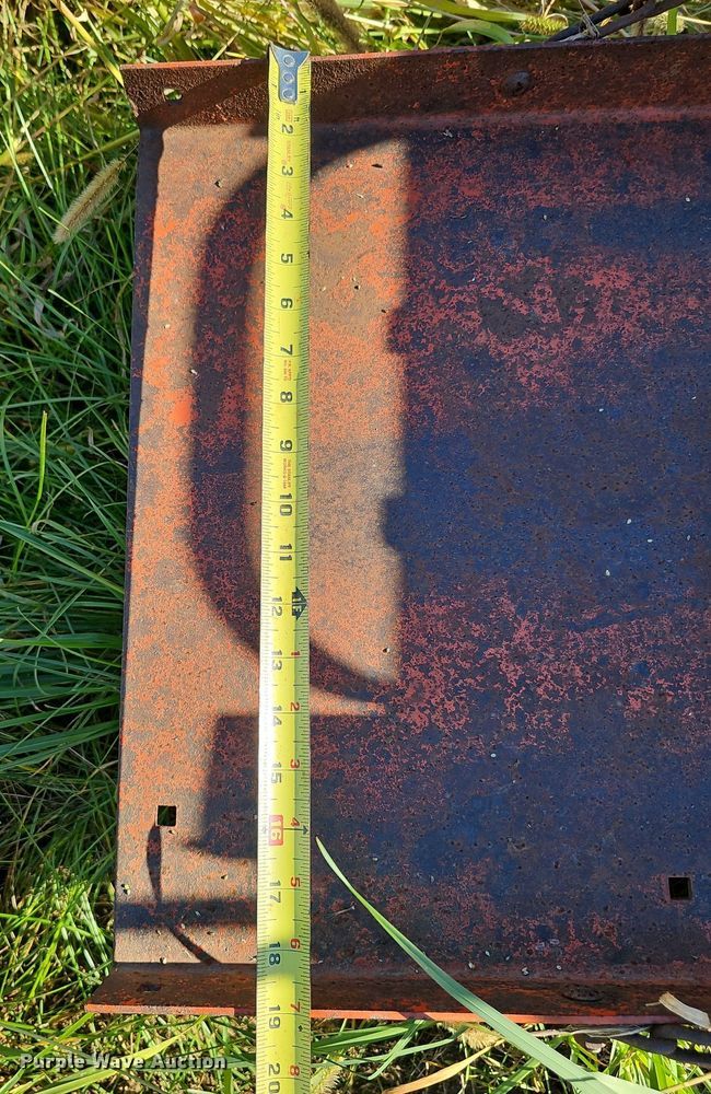 image for item MH9409 Allis Chalmers  small square baler