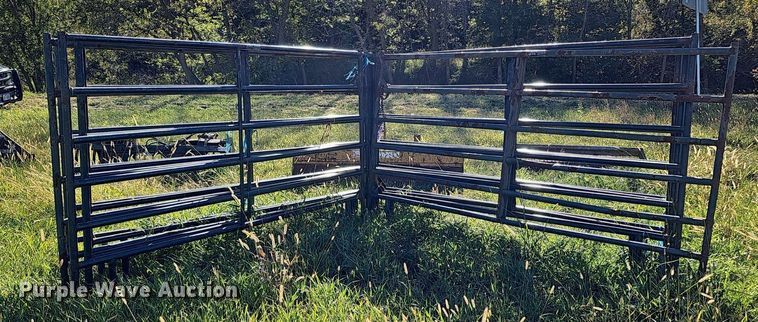 image for item MH9411 (10) HW 9' 6" fence panels