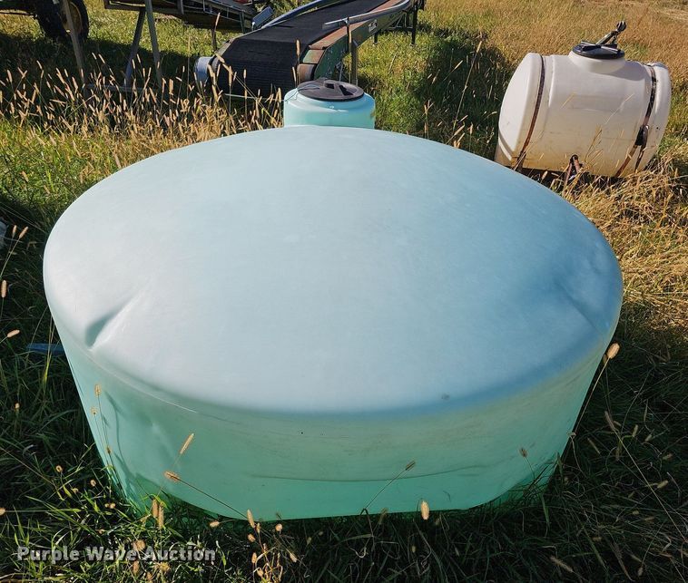 image for item MH9413 (7) tanks