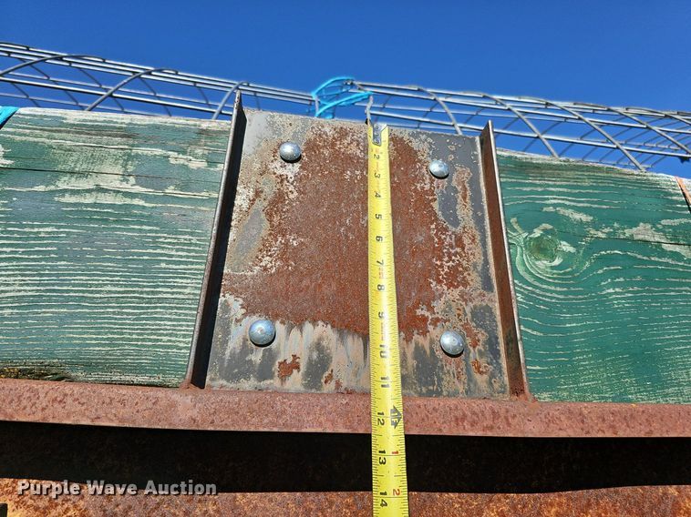 image for item MH9415 gravity wagon