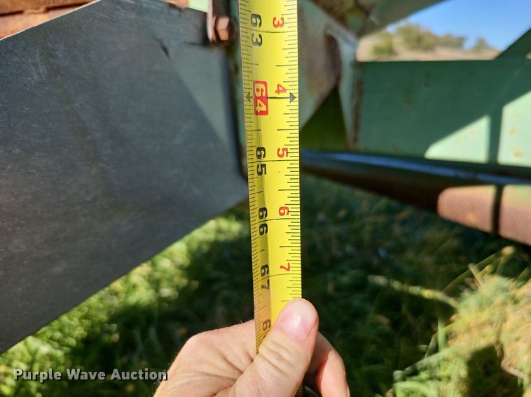 image for item MH9415 gravity wagon