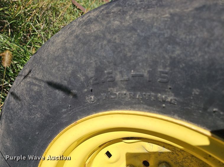 image for item MH9415 gravity wagon