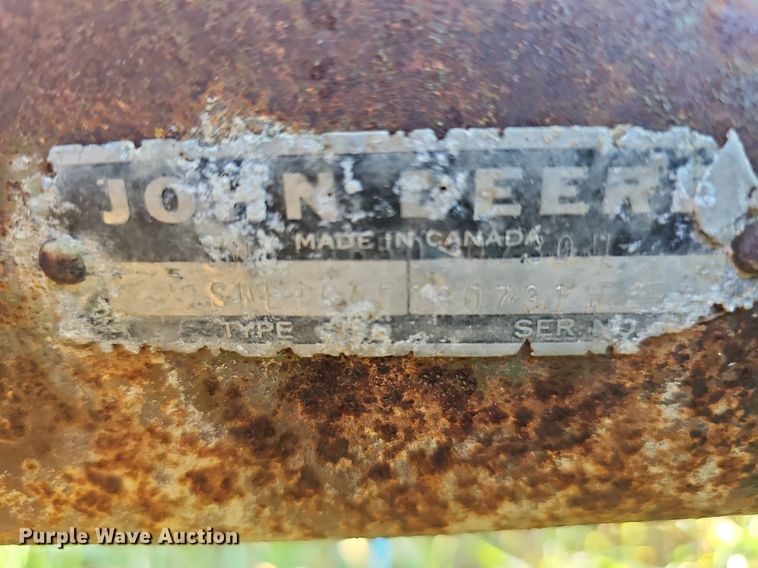 image for item MH9415 gravity wagon