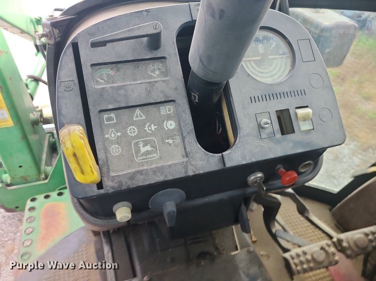 image for item MJ9448 1991 John Deere 2355  tractor