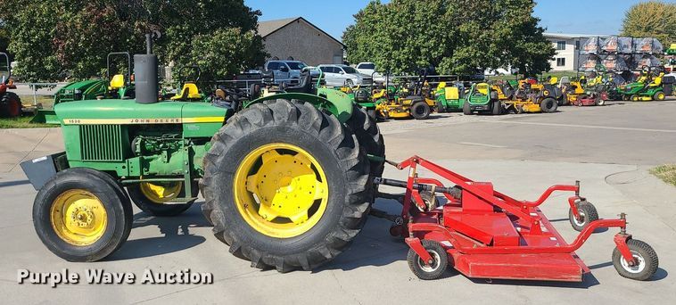 image for item MJ9451 1974 John Deere 1530  tractor