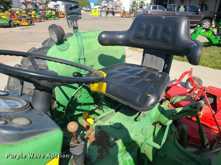 image for item MJ9451 1974 John Deere 1530  tractor