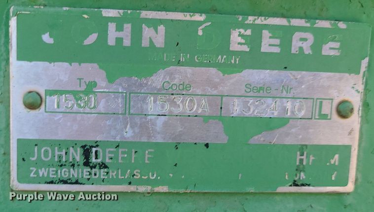 image for item MJ9451 1974 John Deere 1530  tractor