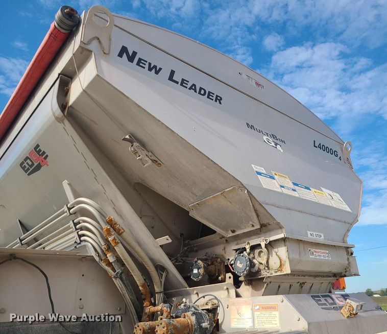 image for item MQ9567 Case IH Titan 4520  applicator