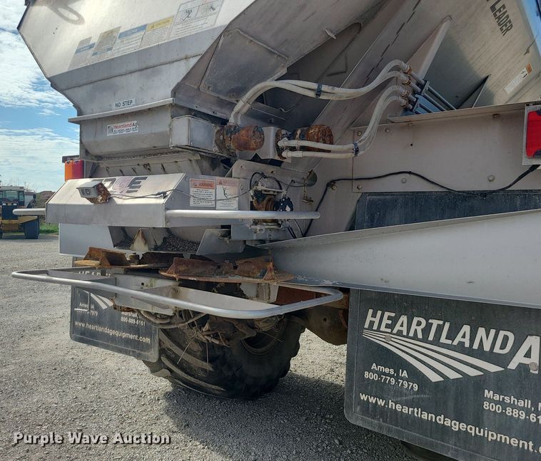 image for item MQ9567 Case IH Titan 4520  applicator