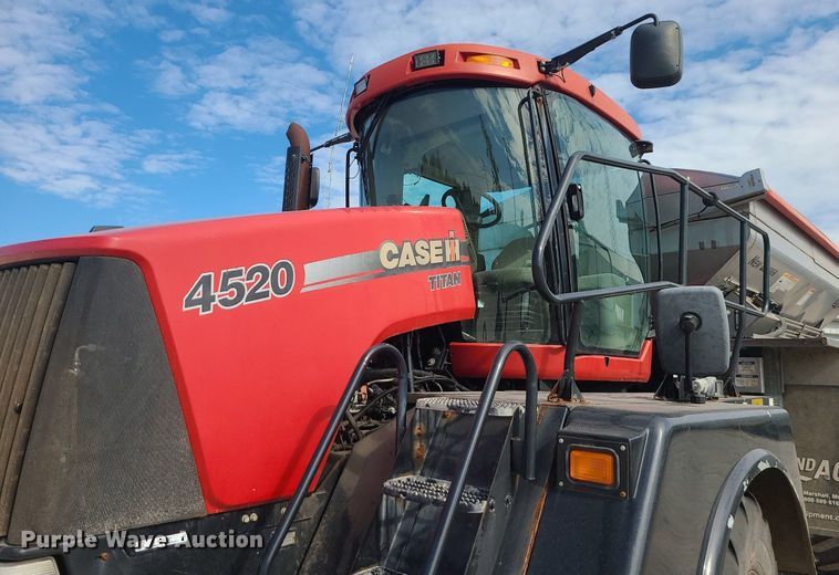 image for item MQ9567 Case IH Titan 4520  applicator