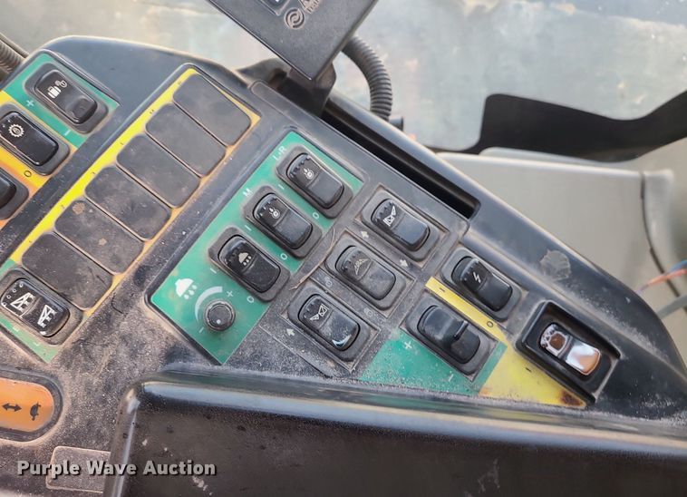 image for item MQ9567 Case IH Titan 4520  applicator