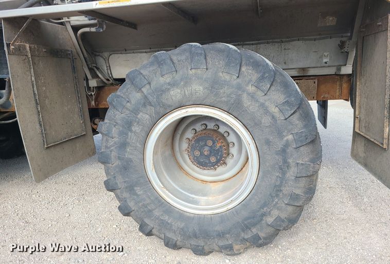 image for item MQ9567 Case IH Titan 4520  applicator