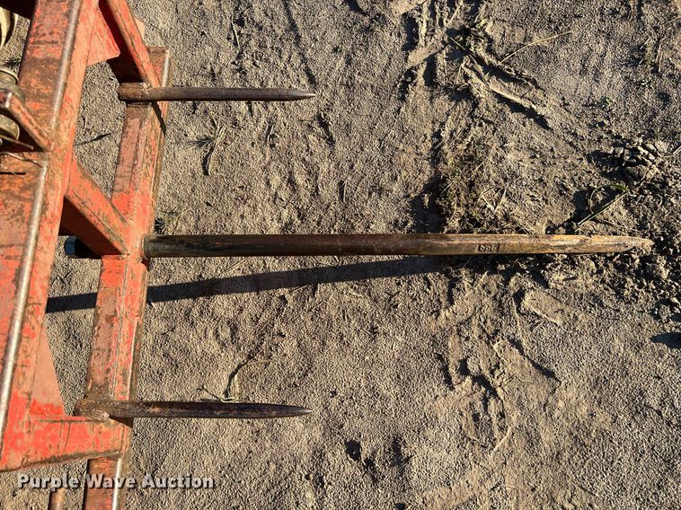 image for item NI9050 1971 International Harvester Farmall 656  tractor