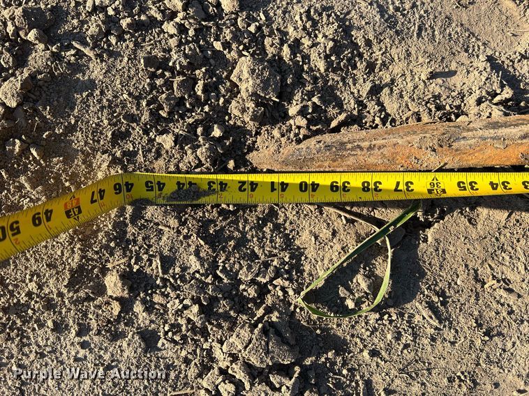 image for item NI9050 1971 International Harvester Farmall 656  tractor