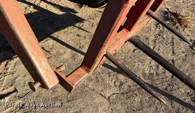 image for item NI9050 1971 International Harvester Farmall 656  tractor